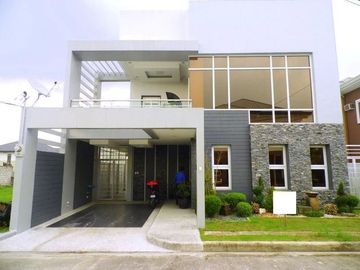 Elegant Furnished House and Lot for Sale in Angeles City Nea