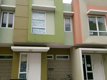 Dijual Rumah Arcadia Village Gading Serpong Lokasi Strategis Murah