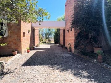 Finca Campestre con 2 casas en VENTA, Polotitlán. A solo 2 hrs. de CDMX