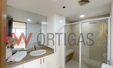 Newly Renovated Luxury Condo for Sale in Ritz Towers, Ayala Avenue