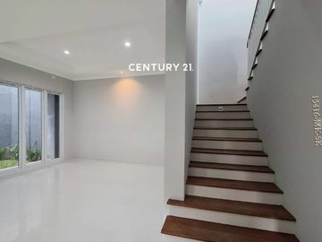Dijual Rumah Brandnew Sirkulasi Bagus Perumahan Sektor 9 Bintaro