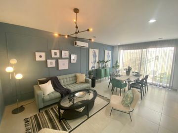 Casa en VENTA a metros de Blvd Aeropuerto en León Guanajuato