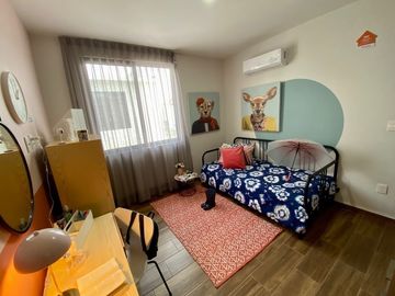 Casa en VENTA a metros de Blvd Aeropuerto en León Guanajuato