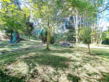 VENDO CASA HERMOSA EN TERRENO DE 01HECTAREA