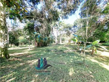 VENDO CASA HERMOSA EN TERRENO DE 01HECTAREA