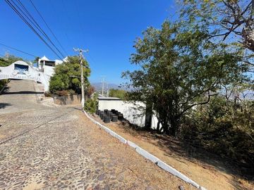Terreno en la Peninsula De Santiago!!