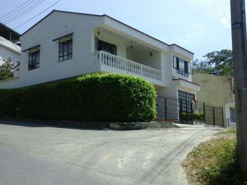 CASA EN VENTA EN VILLETA V 49