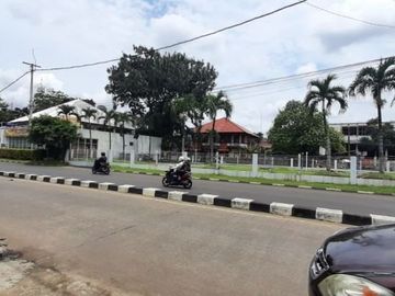 Dijual Murah Rumah di pinggir Jalan Cinere Raya Bisa Usaha