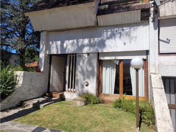Departamento en Venta - Zona Dúplex - Jardín con Parrilla