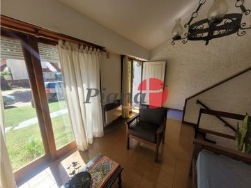 Departamento en Venta - Zona Dúplex - Jardín con Parrilla