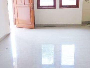 Di Jual Rumah Siap Huni 4 Kamar di Taman Kopo Indah 1 Bandung