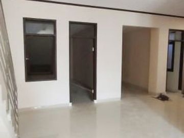 Di Jual Rumah Siap Huni 4 Kamar di Taman Kopo Indah 1 Bandung