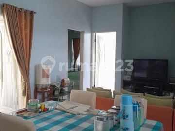Rumah Teduh Halaman Luas di Depan, Belakang & Samping, Harga Termurah di Krukut, Depok