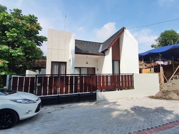 Rumah Modern Smart Home + Furnished dekat Pemda Sleman