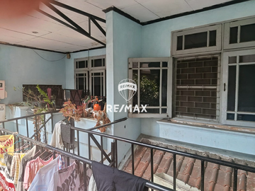 DIJUAL RUMAH DAERAH KUNINGAN JAKSEL