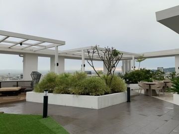 2 Bedroom Furnished Condominium in Solinea Tower Cebu City
