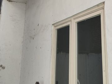 Rumah baru gress di Taman Pondok Legi