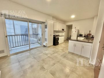 En venta departamento con vista al rio Olivos