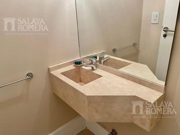 En venta departamento con vista al rio Olivos