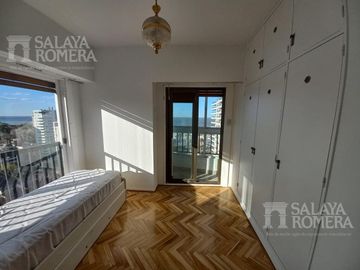 En venta departamento con vista al rio Olivos