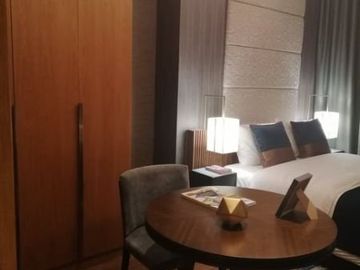 1bedroom the seasons residences near uptown mall big apple