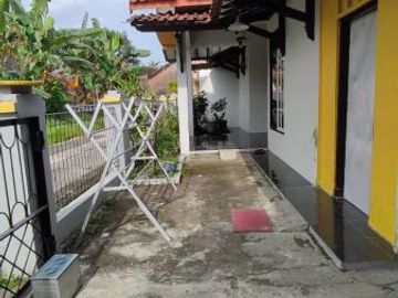 Cari Rumah Mewah Siap Huni Lahan Luas dan Harga Murah?? Cek Di Rumah Tegalmulyo, Klaten.