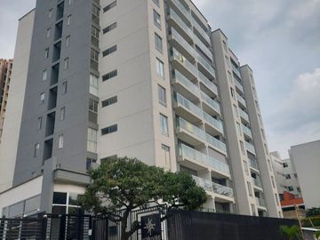 Apartamento Norte de Cali- sector Menga. Cod V10150