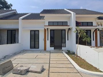 RUMAH MURAH DESIGN MINIMALIS DI SEDAYU BANTUL 5 MENIT KE KAMPUS MERCU BUANA