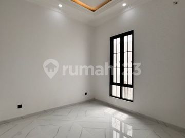 Dijual Rumah Modern 2 Lantai Babatan Pantai Surabaya