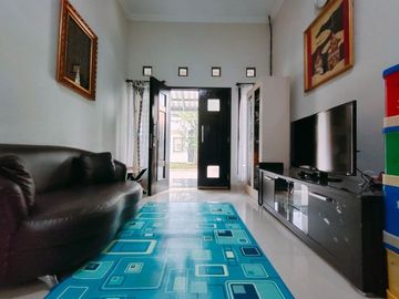 Rumah Dalam Perumahan Dekat Upn