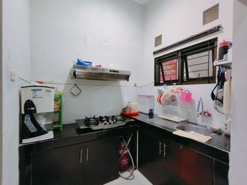 Rumah Dalam Perumahan Dekat Upn