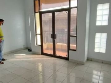 Ruko di Galaxy Pekayon Bekasi 3 Lantai