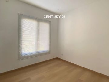 Dijual Rumah Semi Furnished Atap Baja Ringan Di Sektor 2 Gb 18756