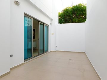casa en venta en villa santos. Cod V88477