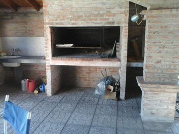 Casa en venta en Country Las Lajas - Ideal dos Familias