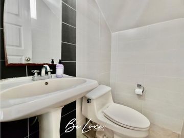 VENTA DE CASA DE ESQUINA EN BRISAS DEL GOLF PH LOS ALPES-(4)