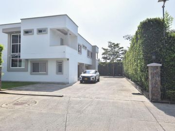 casa en venta en pance. Cod V16098