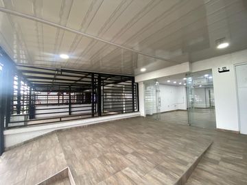 casa-local en venta en parque natura. Cod V4951