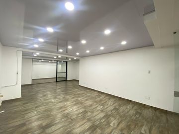 casa-local en venta en parque natura. Cod V4951