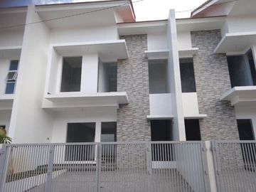 Dijual rumah cantik mewah ready stock di Cisaranten arcamanik