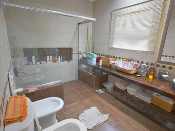 Venta casa quinta en Paso del Rey a metros de autopista