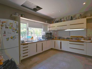 Venta casa quinta en Paso del Rey a metros de autopista