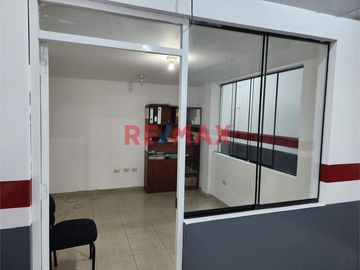 ¡La oportunidad de invertir en un negocio rentable y seguro está está aquí!
💰Esta propiedad te permitirá recibir una  renta mensual desde el primer d