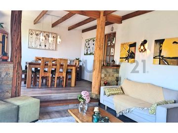 Se vende casa en el Rosario de Peñuelas