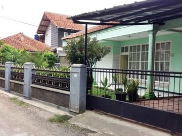 Rumah Nyaman di Cisaranten, dekat Arcamanik dan Antapani
