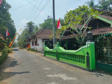 Tanah Kavling Dijual Moyudan, Tepi Jalan Aspal Utama, Sertipikat SHM