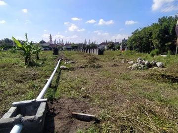 Hanya 350 m ke Polsek Prambanan Rumah Semi VILLA MEZZANINE