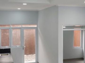 Rumah baru minimalis dan 2 lantai cisaranten dekat antapani