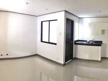 3BR HOUSE AND LOT NEAR SM CITY BACOOR - TIRONA HIGHWAY