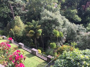 PROPIEDAD CON EXCELENTE VISTA AL LAGO, AVANDARO
